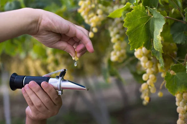 How to Use a Refractometer  Integrity Soils